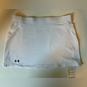 NWT Under Armour Loose M Heat Gear Women’s Classic White Sports Skirt